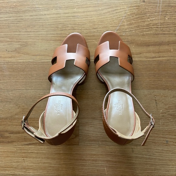 Hermes Sandal - Picture 2 of 9